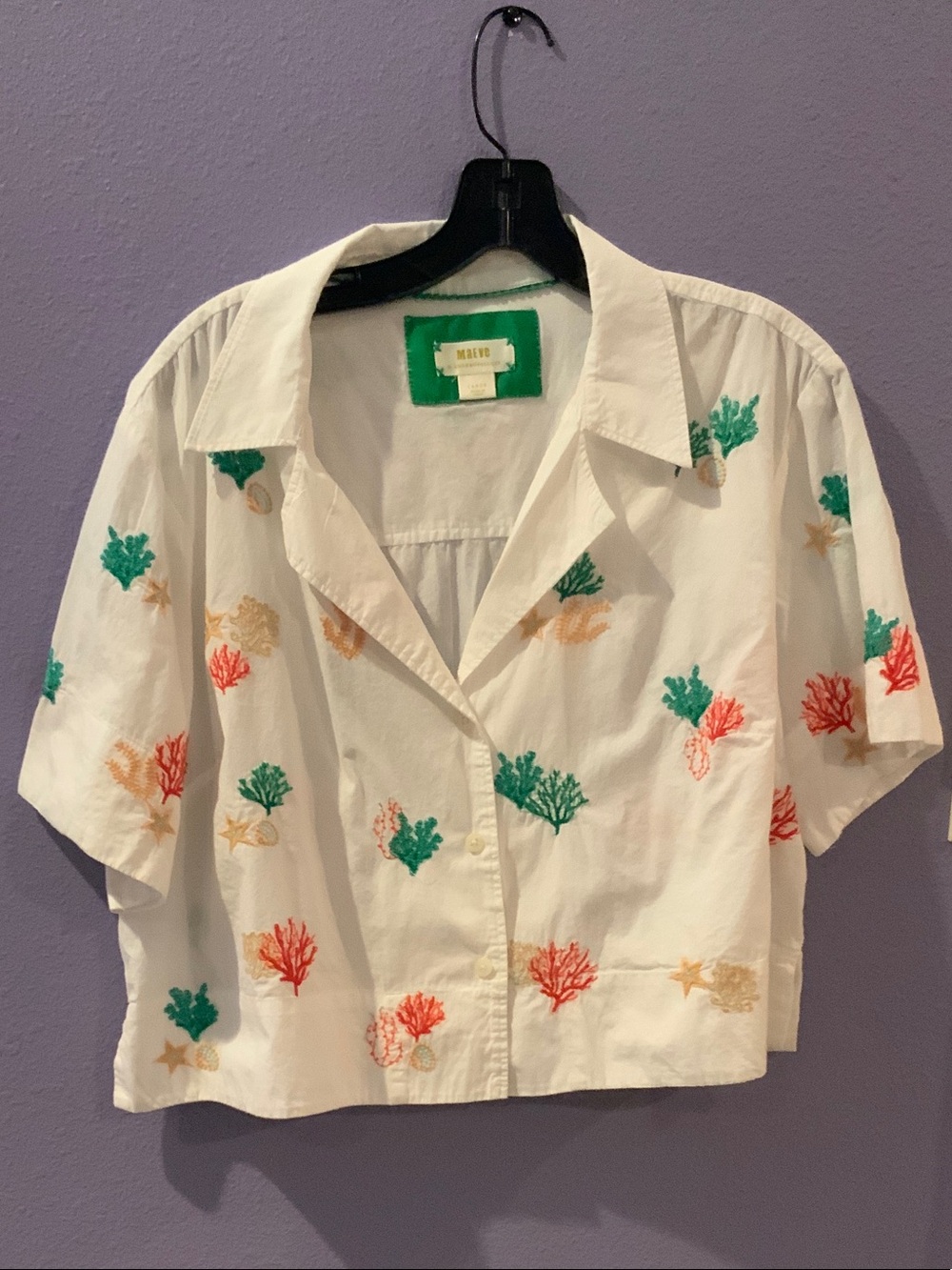Maeve White Short-Sleeve Button-Down Shirt with Coral & Shell Embroidery